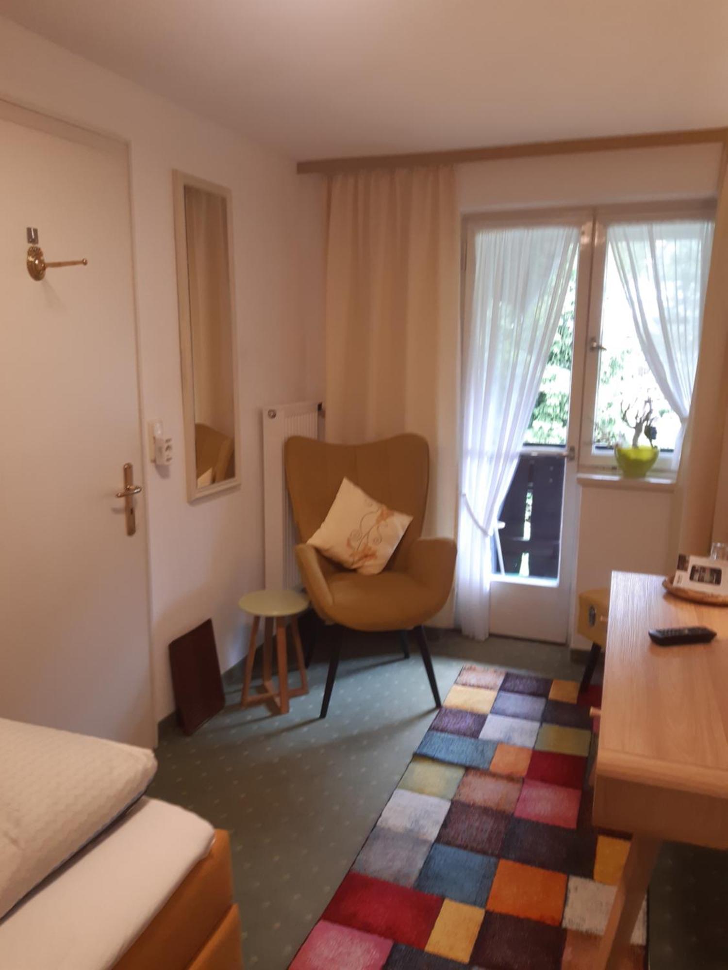 Hotel Garni Liberia Όμπερσντορφ Εξωτερικό φωτογραφία
