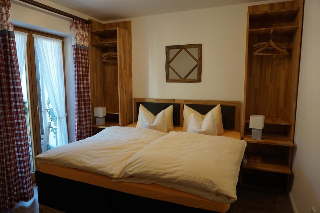 Hotel Garni Liberia Όμπερσντορφ Εξωτερικό φωτογραφία