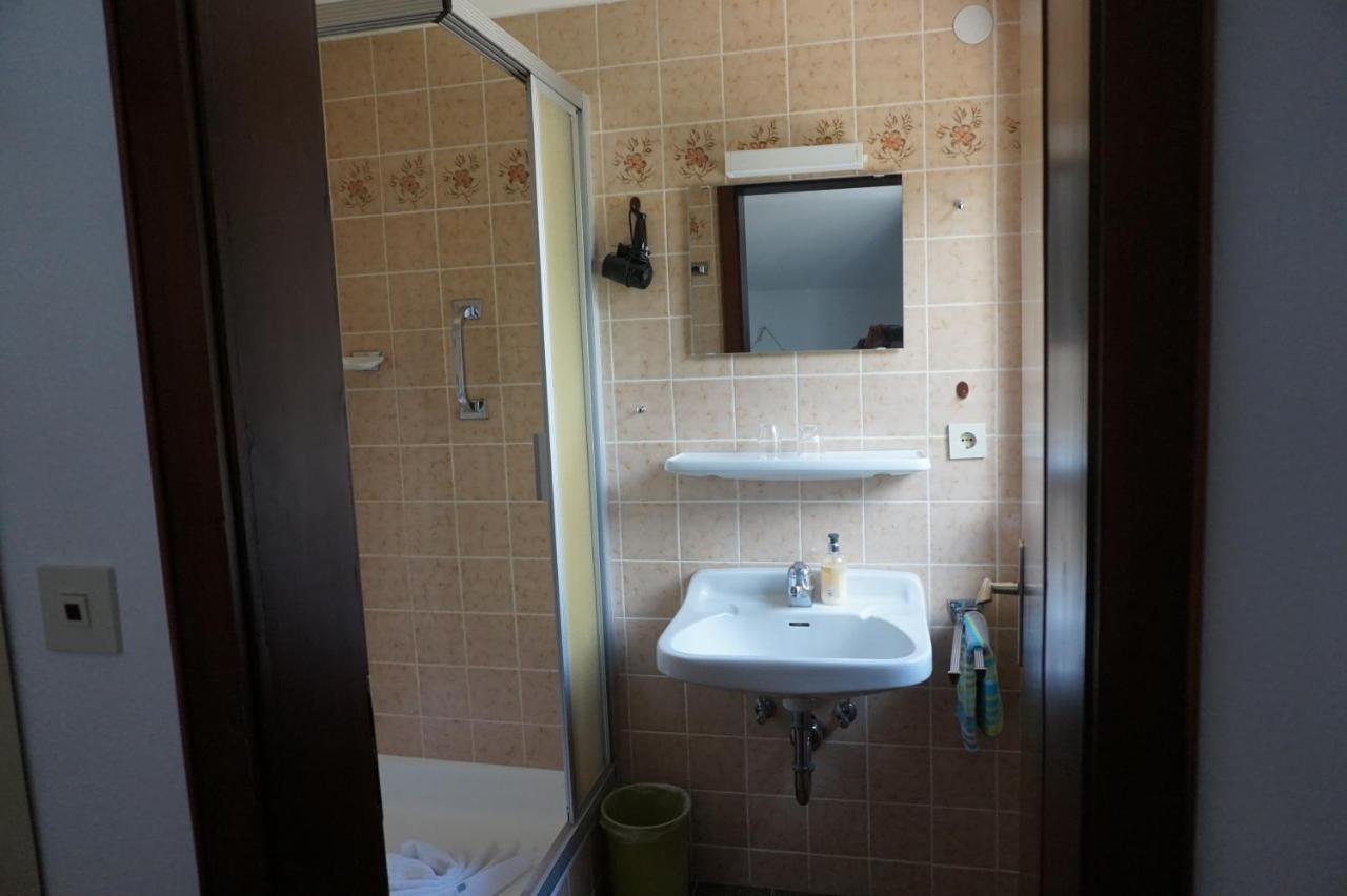 Hotel Garni Liberia Όμπερσντορφ Εξωτερικό φωτογραφία