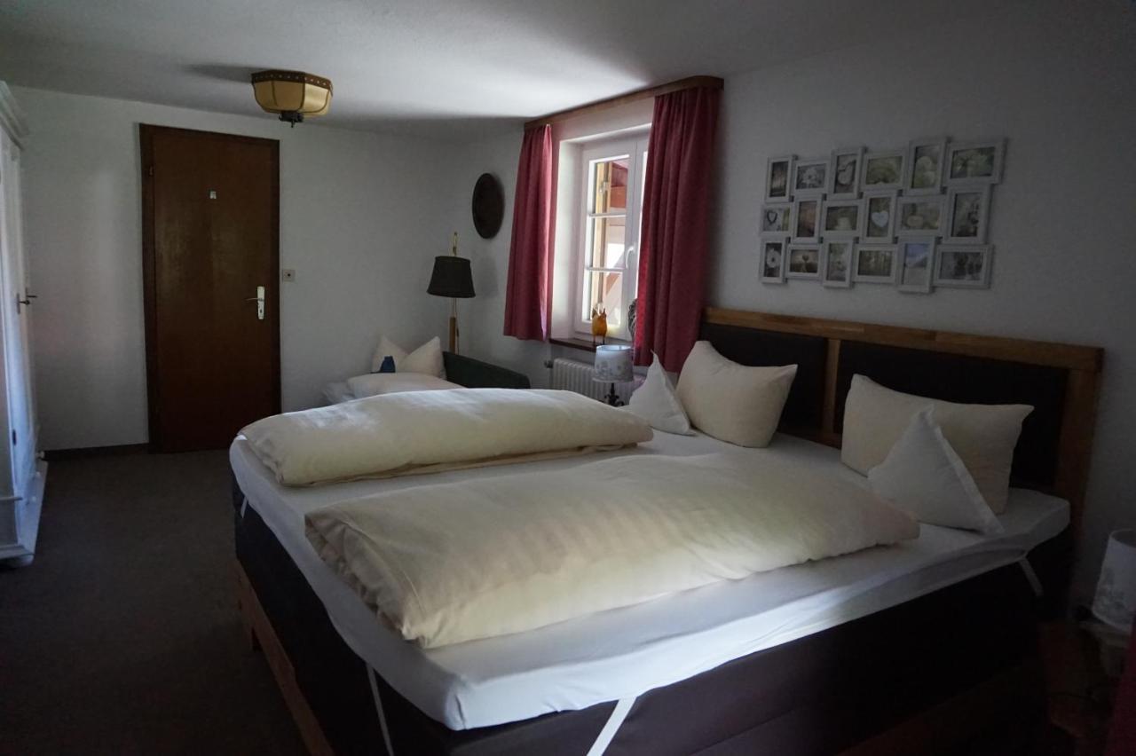Hotel Garni Liberia Όμπερσντορφ Εξωτερικό φωτογραφία